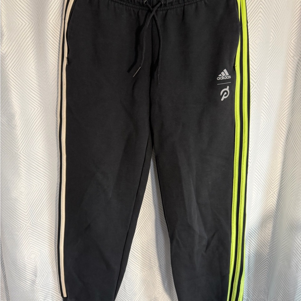 Adidas x Peloton “Capable of Greatness” Jogger Black/Solar Yellow size Medium